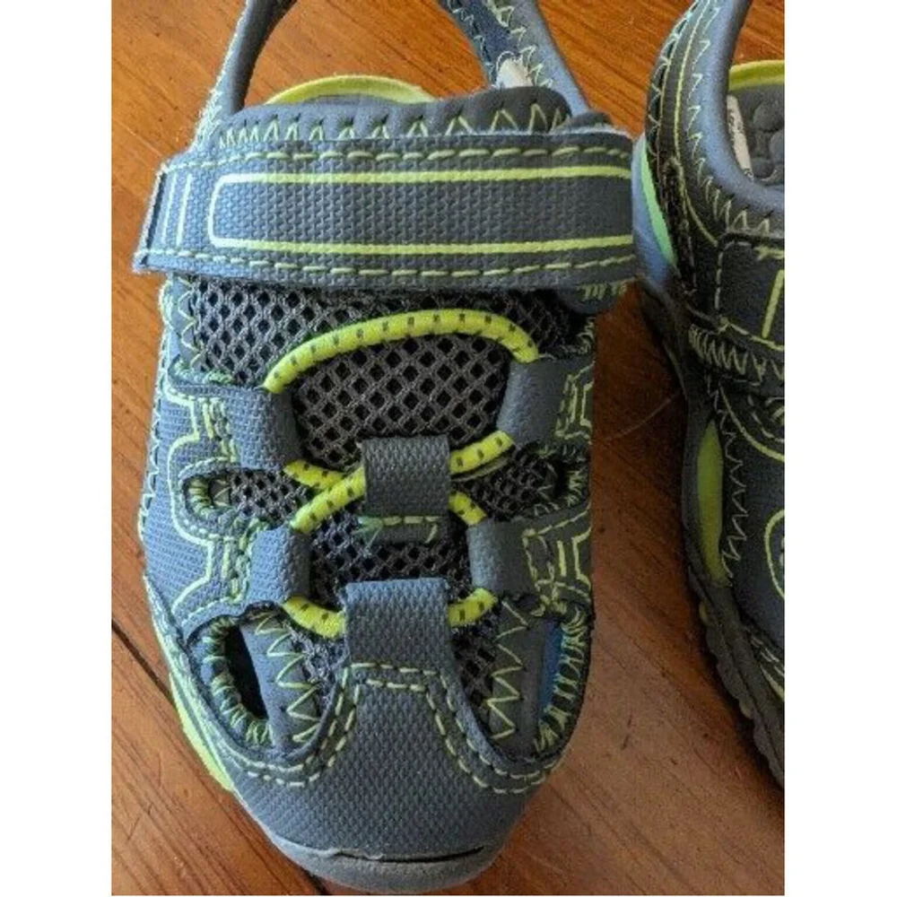 Garanimals Sandals Shoes Boys 5 Toddler Green Yellow Gray Water Shoes